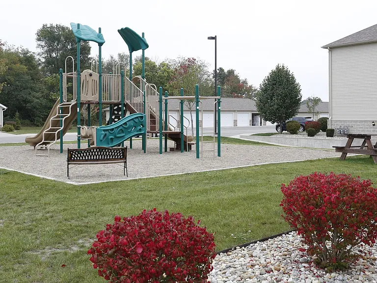 Briarwood Apartments and Villas — Photo 10