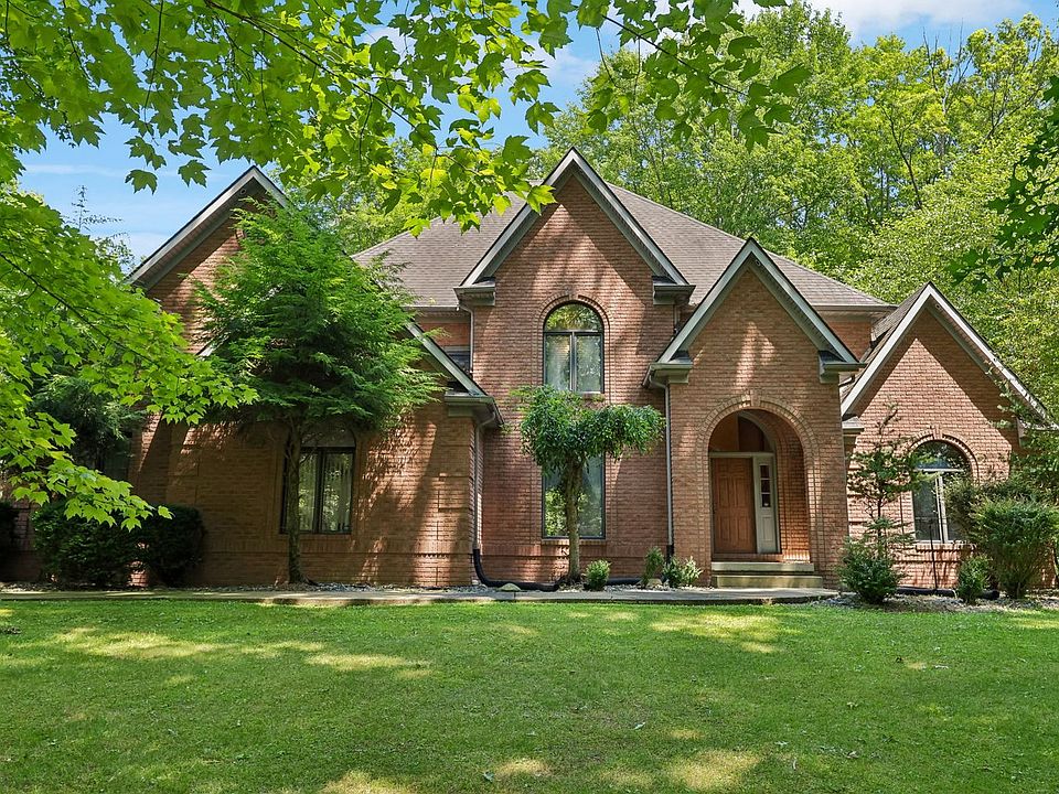 1st image of 301 Romain Rd