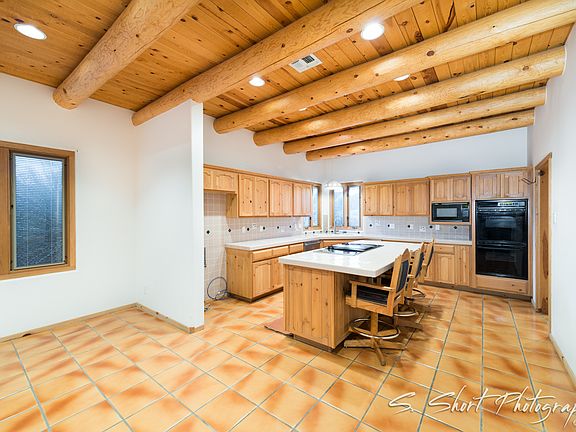 4th image of 6838 Pinehurst Dr