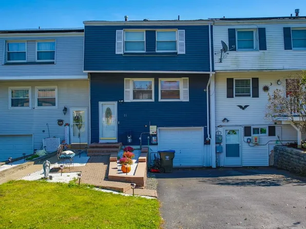21 Old Anvil Lane, Middletown, NY 10940