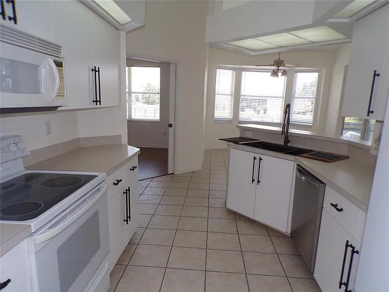 3762 Whippoorwill Blvd — Photo 4