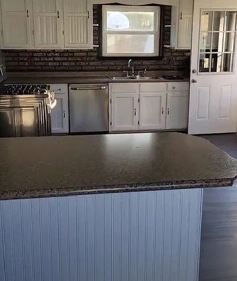 4214 Carney Ave — Photo 2