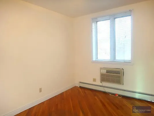 Rented by Brownstone Real Estate | media 28