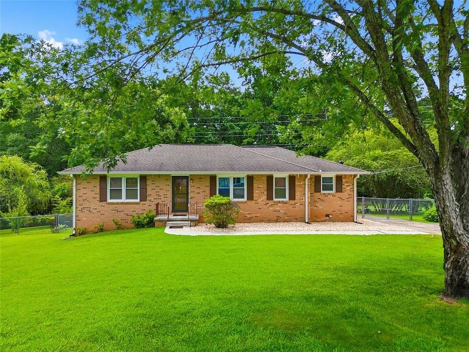 1st image of 3283 Meadowview Ln SW