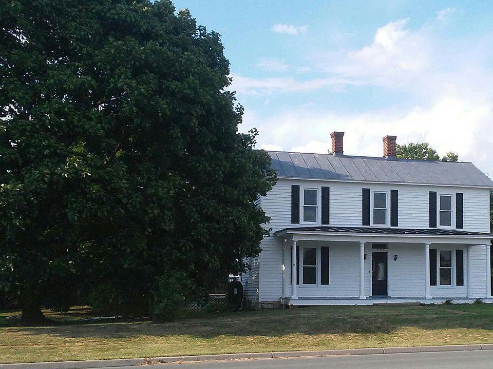2nd image of 528 Aylor Rd