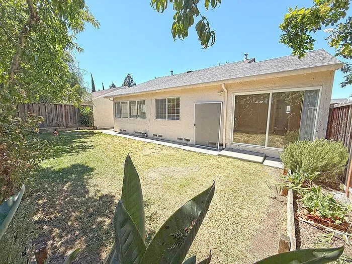 1768 Loch Ness Way — Photo 17
