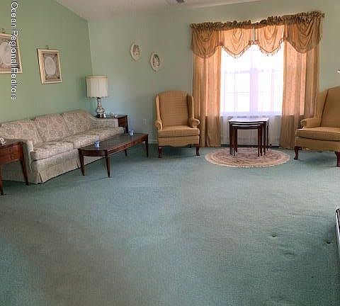 2nd image of 343 Gardenia Dr