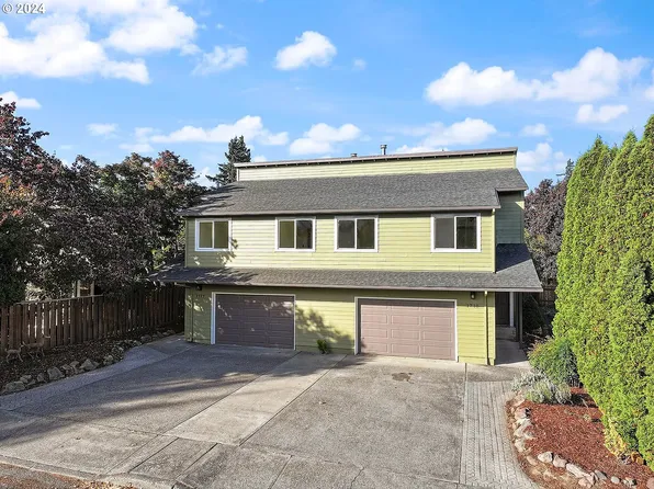 1710 B St, Hood River, OR 97031