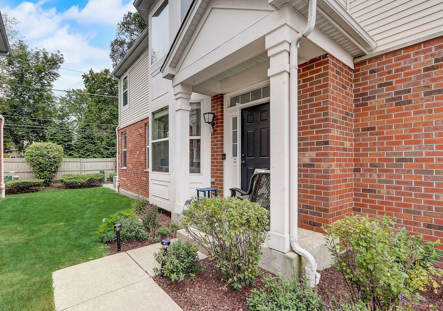 1701 Buckingham Dr, Des Plaines, IL 60018 MLS 11918226 Zillow