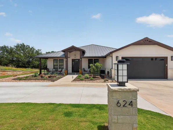 624 Broken Hills Drive, Horseshoe Bay, TX 78657