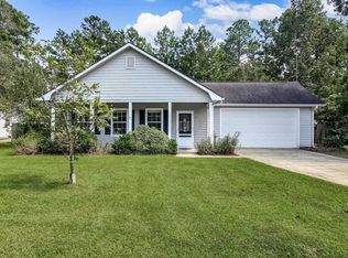 203 Halifax Dr, Woodbine, GA 31569