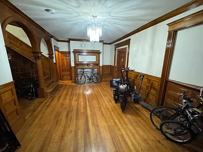 14 Gardner St #2R — Photo 8