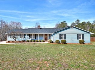 201 Buckingham Rd, Easley, SC 29640