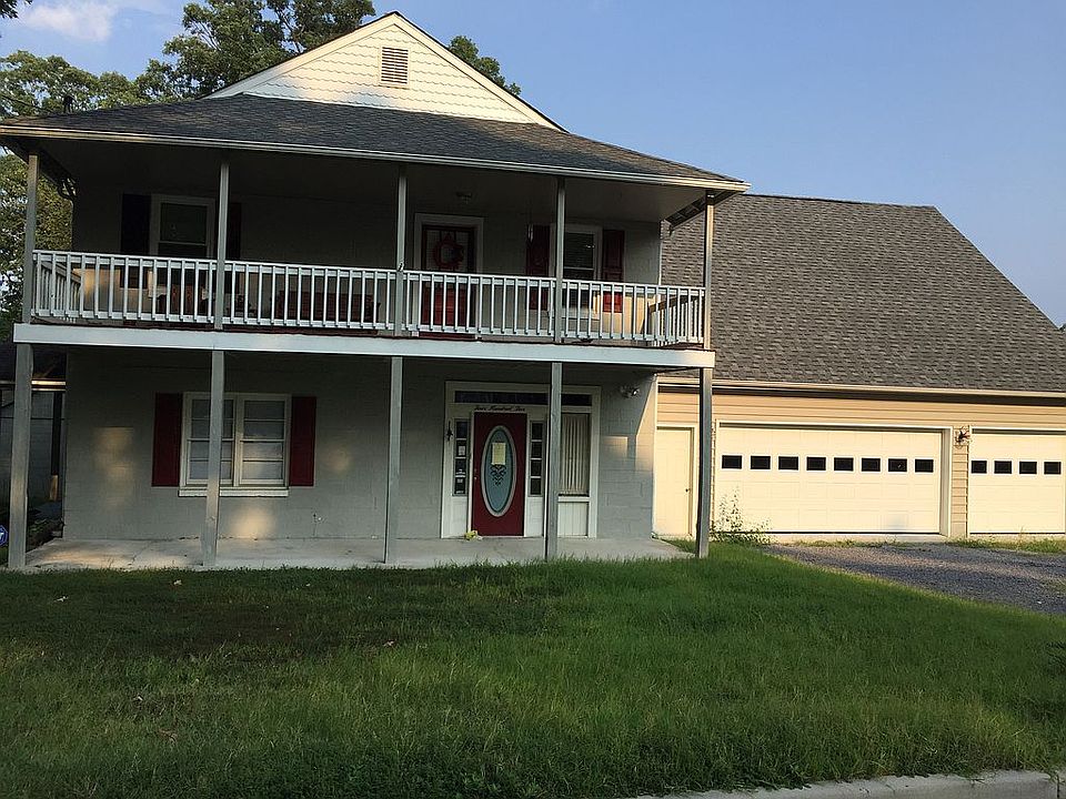 1st image of 405 Smithfield Ave