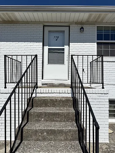 770 Deerfield Ln Photo 1