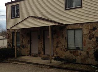 8 Abbey Village Dr APT 101, Parkersburg, WV 26104