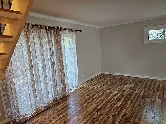 2nd image of 1952 Silverwood Ave