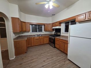 204 Broadway St, Coraopolis, PA 15108