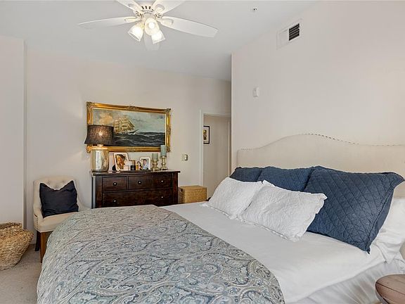 4th image of 1600 Barton Springs Rd Unit 5301