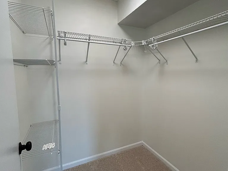 2505 W Broad St #1-221 — Photo 10