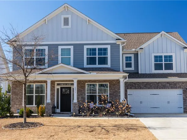 6833 Benjamin Dr, Flowery Branch, GA 30542