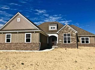 16412 Silver Lndg, Fenton, MI 48430