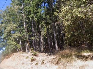 Bear Place, Willits, CA 95490