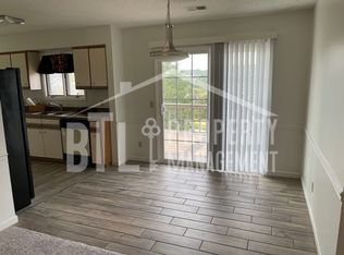 233 Acacia Club Rd, Hollister, MO 65672