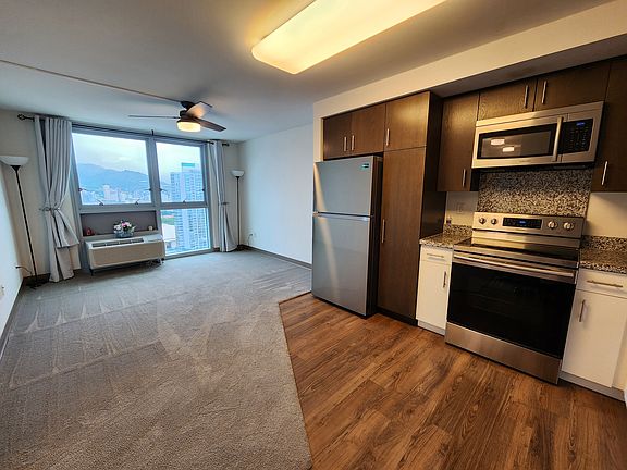3rd image of 988 Halekauwila St #2811