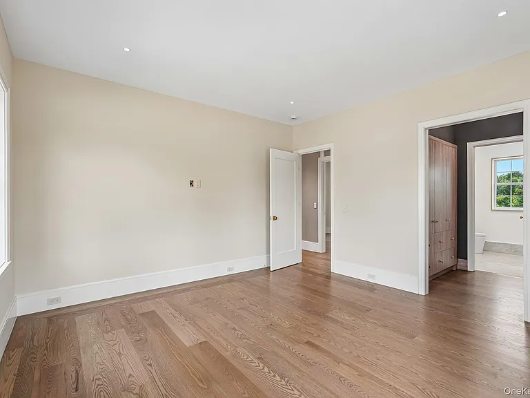 1707 Marie Ln — Photo 29