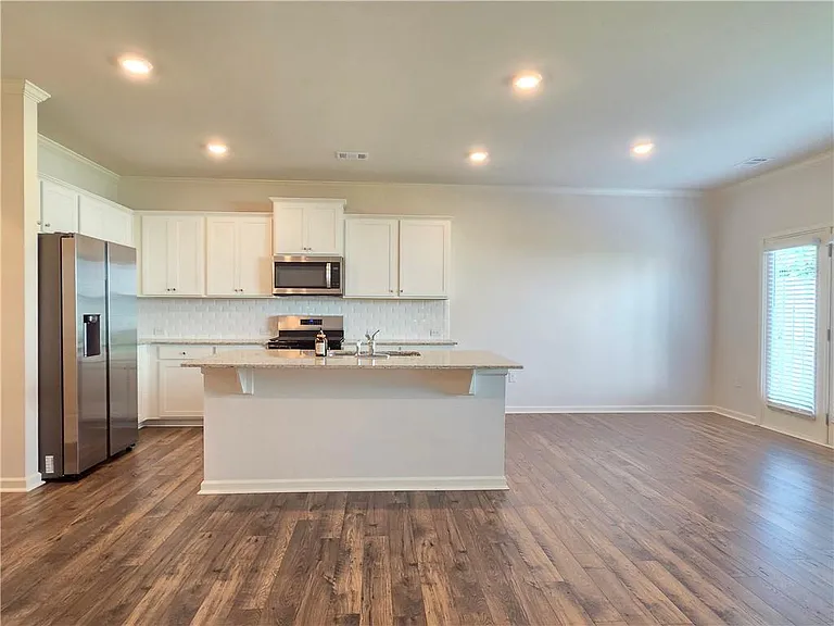 3331 Greyton Dr — Photo 6