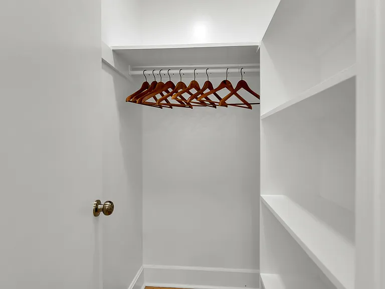 Bexley St — Photo 13