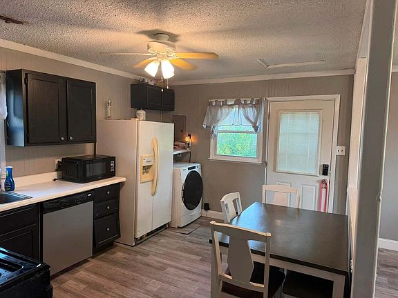 5th image of 1122 N 17th St