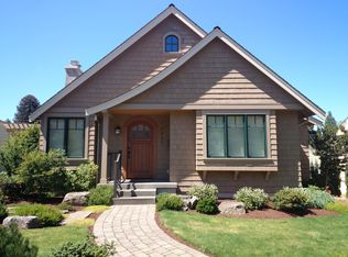 5937 37th Ave SW, Seattle, WA 98126