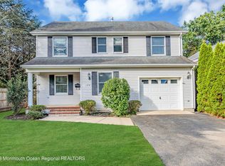 164 South St, Red Bank, NJ 07701
