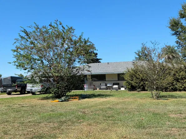 36 Horseshoe Ln, Sulphur, LA 70663