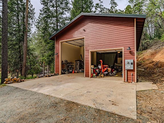 4th image of 25445 Meadow Dr