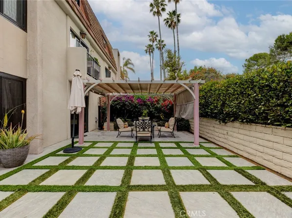 2357 Palos Verdes Dr W APT 1, Palos Verdes Estates, CA 90274