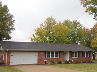 680 Seminole Dr, Madisonville, KY 42431