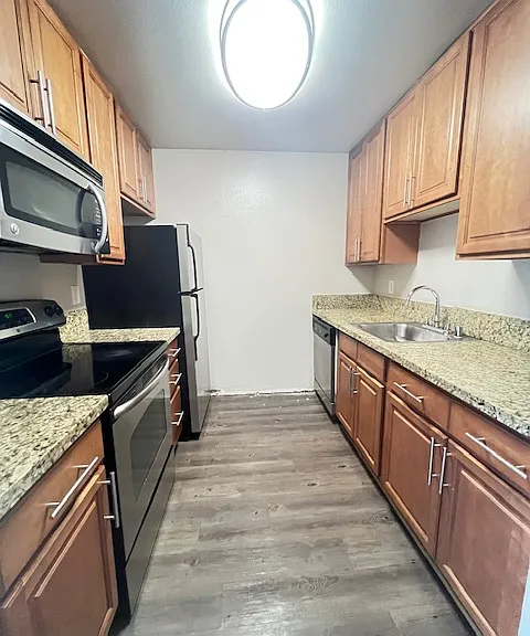 Kitchen Colors and Styles Vary