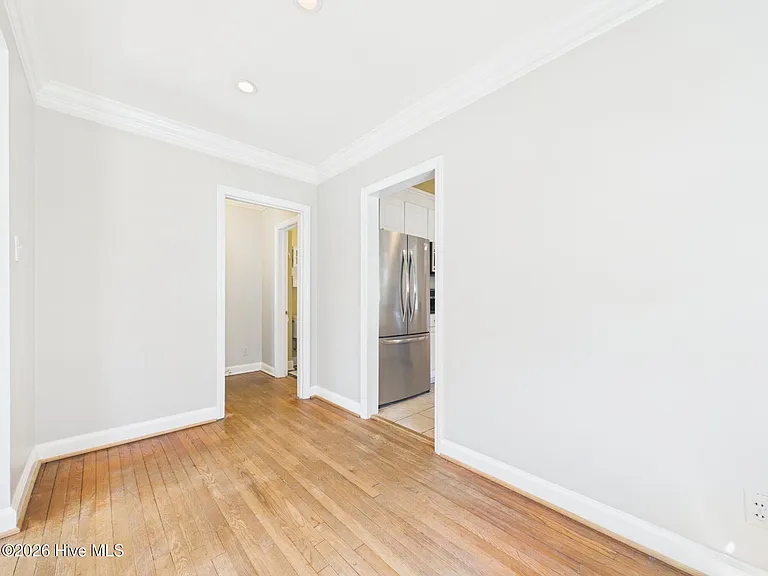 2912 Oberlin Rd — Photo 14