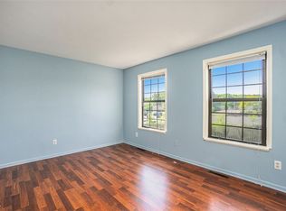 2488 Quail Run Dr, Kalamazoo, MI 49009