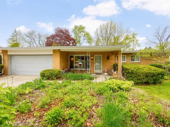 1516 Glen Leven Rd, Ann Arbor, MI 48103