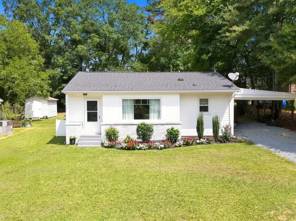 331 E Lillington St, Angier, NC 27501