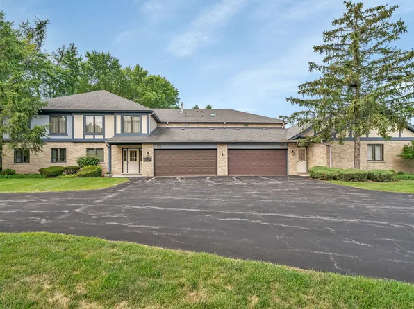 2525 Harbor Dr #2525, Joliet, IL 60431