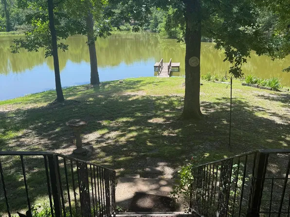 35 Vincent Ln, Mount Ida, AR 71957