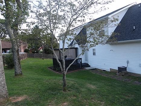 4th image of 4804 Basenger Dr