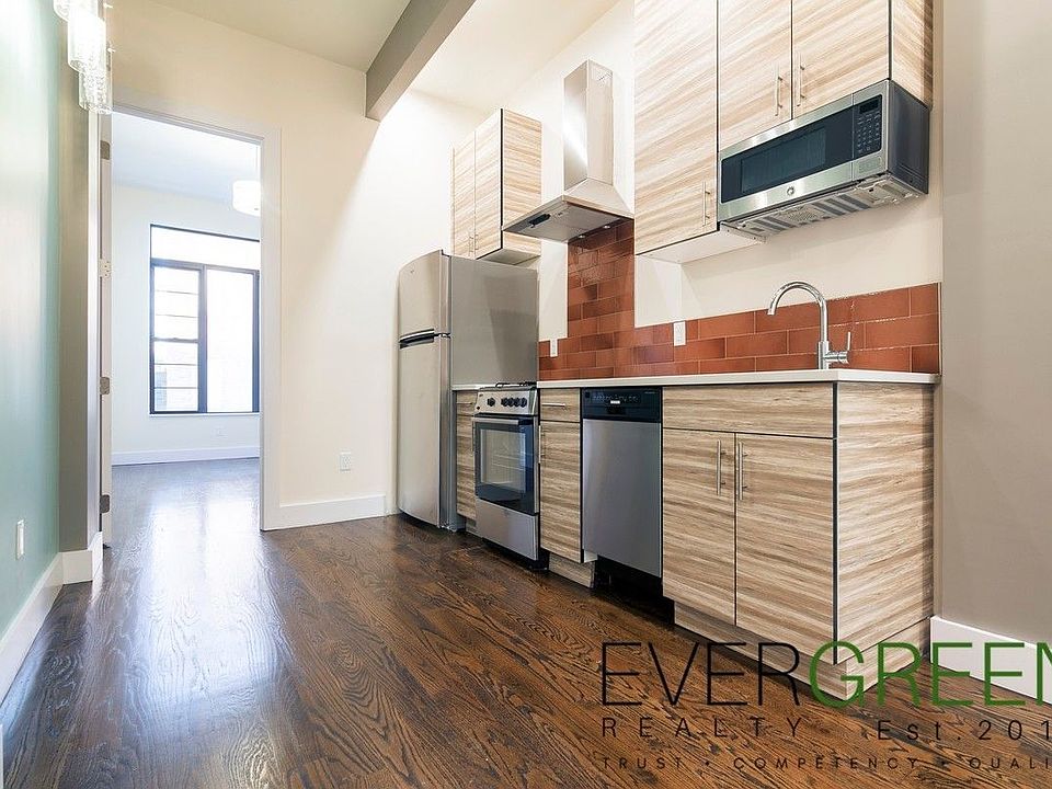 1st image of 31 Locust St #205