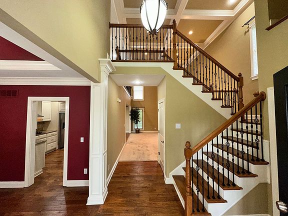 3rd image of 177 Ellerslie Park Blvd