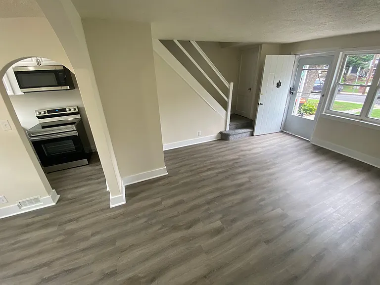 242 Margate Rd — Photo 11